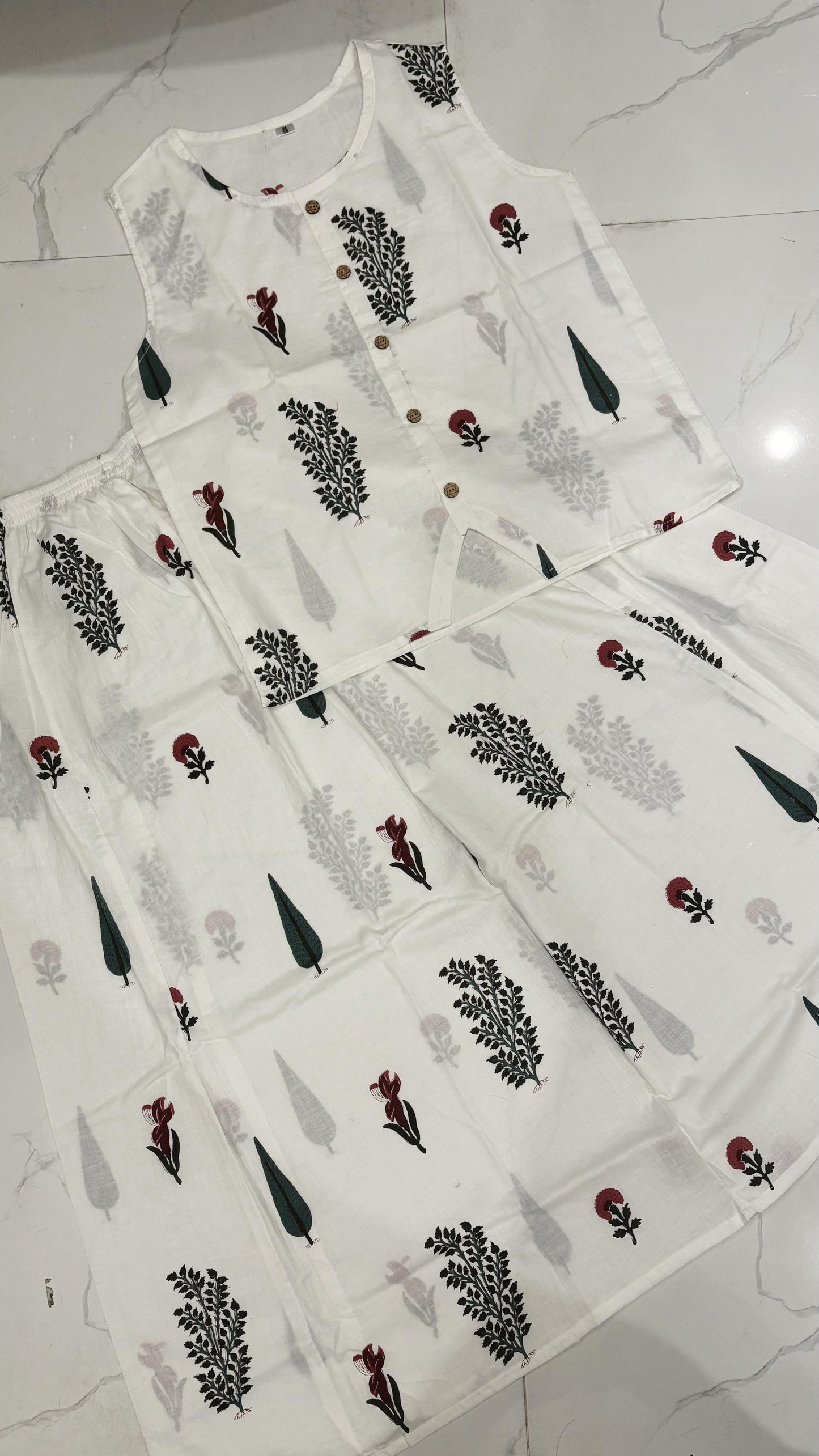 White Printed Sleeveless Anarkali Kurta