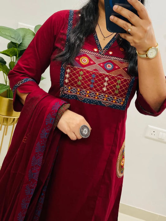 Women’s Embroidered Cotton Kurti Pant & Dupatta Set – Wine Maroon